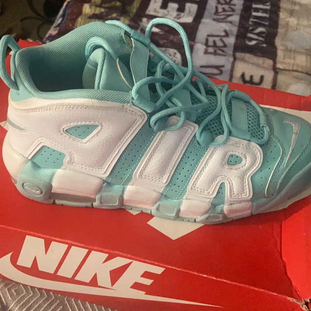 Nike Air More Uptempo Tennis Shoes Sneakers